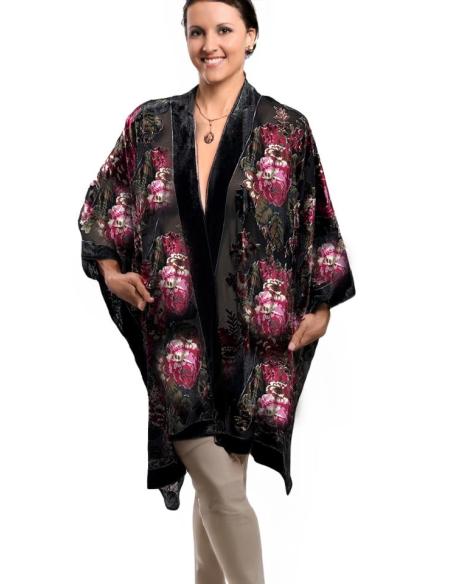 KIMONOS DE MUJER NEGROS ESTAMPADOS | ACCESORIOS SEDA BODAS
