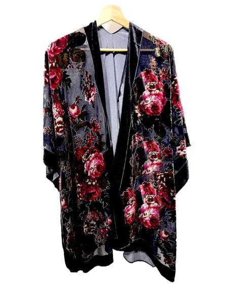 KIMONOS DE MUJER NEGROS ESTAMPADOS | ACCESORIOS SEDA BODAS