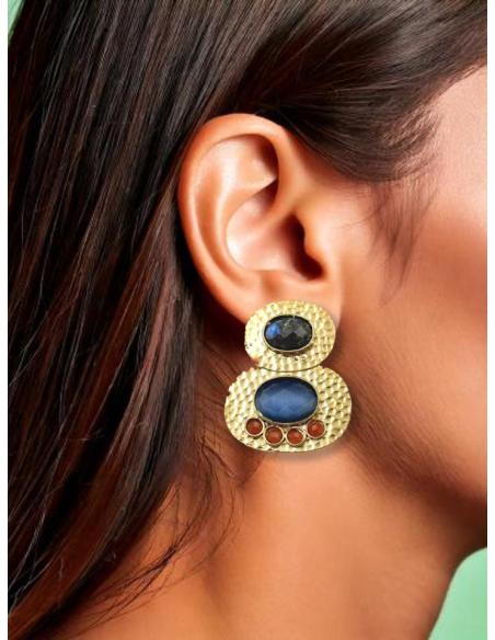 PENDIENTES DORADOS DE PIEDRAS AZULES Y NARANJAS | ACCESORIOS INVITADA