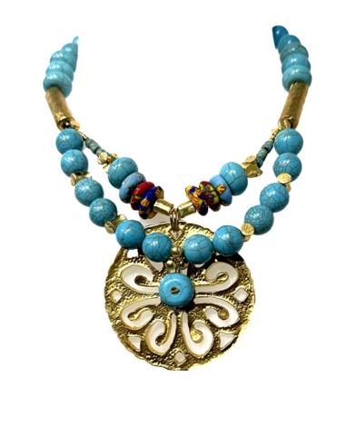 COLLARES DE PIEDRA TURQUESAS JOYAS AFRICA CON MEDALLON DORADO