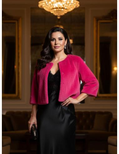 CHAQUETAS PELO FUCSIAS INVITADAS DE BODAS INVIERNO | ABRIGO CAPA