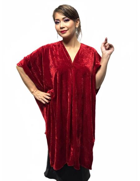 CAPAS TERCIOPELO ROJAS INVITADAS DE BODAS INVIERNO | BODAS Y FIESTAS