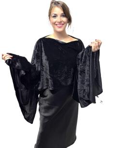 CAPAS TERCIOPELO NEGRAS INVITADAS DE BODA INVIERNO | BODAS Y FIESTAS