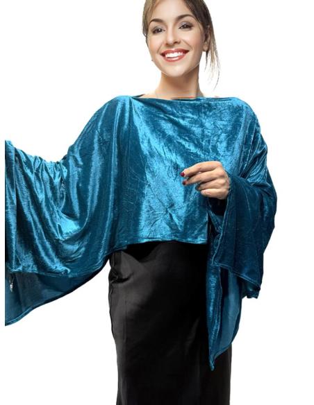 CAPAS TERCIOPELO AZULES MAR INVITADA BODA INVIERNO | BODAS Y FIESTAS