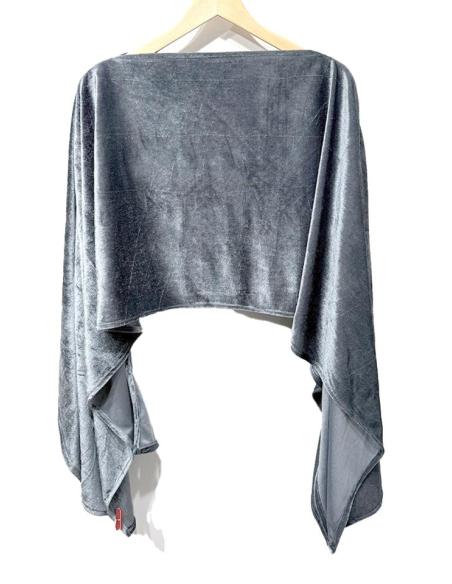 CAPAS TERCIOPELO GRIS PLATA DE INVITADA BODAS INVIERNO | BODAS Y FIESTAS