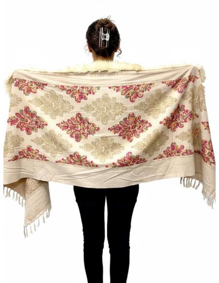 CHALES BEIGE CON ELEGANTE BORDADO PARA INVIERNO | BUFANDAS MUJER