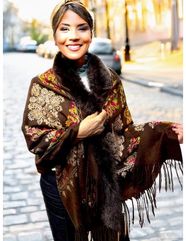 CHALES MARRONES ELEGANTES PARA MUJER EN INVIERNO | BUFANDAS