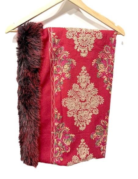 CHALES ROJOS CON BORDADOS Y PELO PARA INVIERNO | BUFANDAS