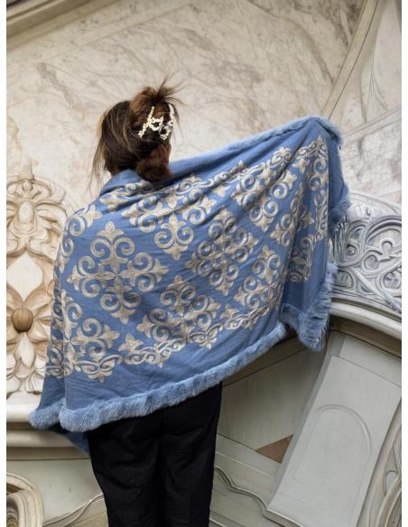 CHALES MUJER AZULES CLARO Y DETALLES PELO LARGO | BUFANDAS