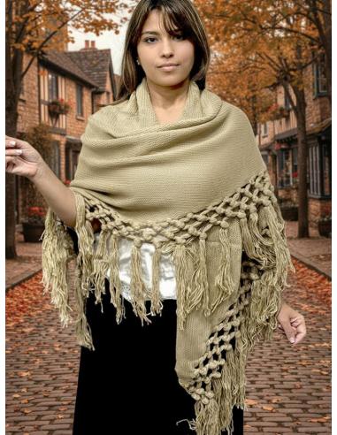 CHALES CAMEL DE PUNTO CON FLECOS PARA INVIERNO | MODA MUJER