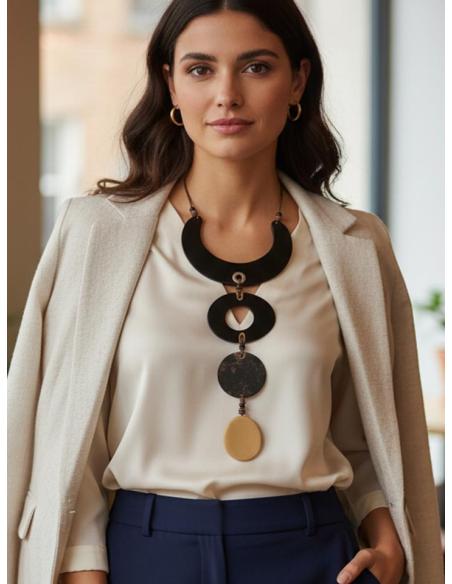 COLLARES LARGOS NEGROS Y MARRONES DE ASTA Y MADERA | MODA MUJER