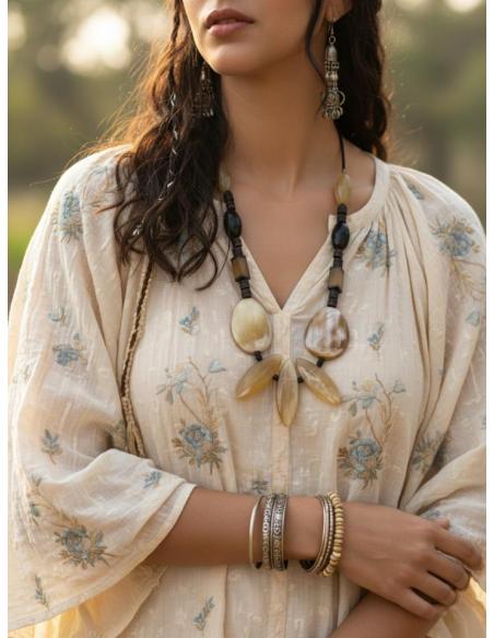 COLLARES ETNICOS LARGOS DE ASTA NEGROS Y BEIGE | MUJER MODA TRIBAL