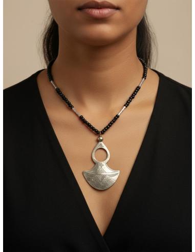 COLLARES UNISEX Y COLGANTE PLATEADO TRIBAL | JOYAS TUAREG