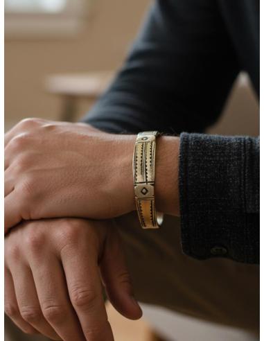 PULSERAS HOMBRE DORADAS CON GRABADOS TRIBALES | JOYAS TUAREG