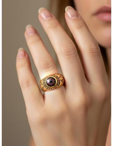 ANILLOS DORADOS TRIBALES CON PIEDRA GRANATE | ALIANZAS HOMBRE