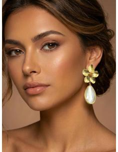 PENDIENTES LARGOS PARA BODAS FLORES DORADAS | PIEDRAS BLANCAS 2
