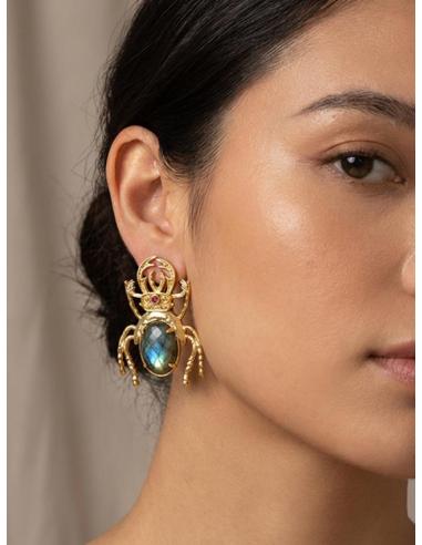 PENDIENTES ESCARABAJOS DORADOS Y PIEDRA VERDE LABRADORITA | MODA