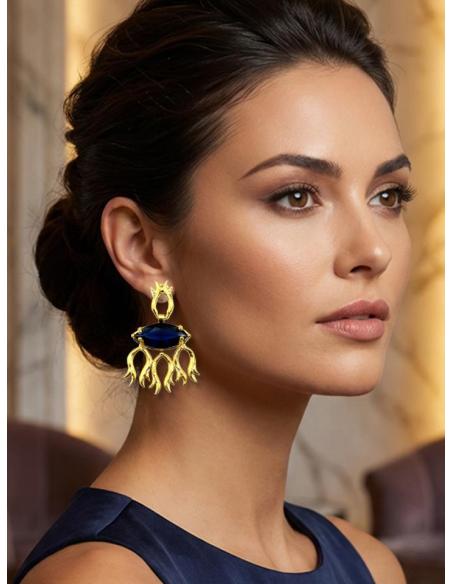 PENDIENTES MUJER EN AZUL ZAFIRO | JOYAS CON DISEÑO,| PENDIENTE PULP CON PIEDRA SEMIPRECIOSA AZUL ZAFIRO Y MONTURA EN BAÑO DE ORO