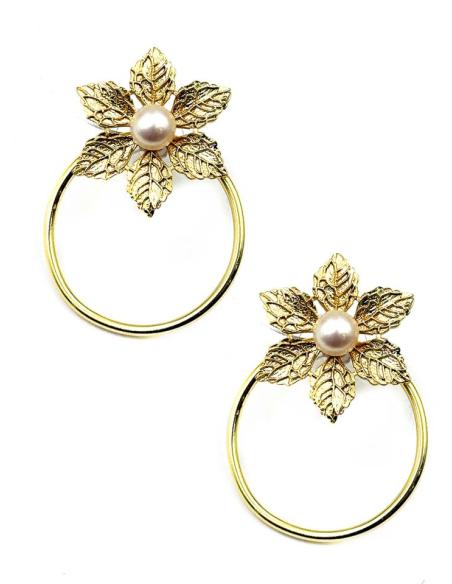 PENDIENTES DE AROS DORADOS Y FLOR CON PERLA | INVITADA BODA