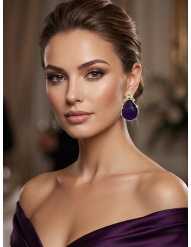 PENDIENTES DE PIEDRA MORADOS CON FLORECILLAS | MADRINA E INVITADA