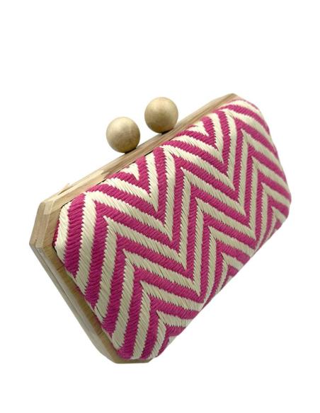 CLUTCH RAFIA FUCSIA Y BEIGE PARA BODAS DE VERANO | BOLSOS INVITADA