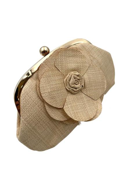 BOLSO RAFIA DE INVITADA BEIGE TOSTADO CON FLOR | IDEAL BODAS Y VERANO