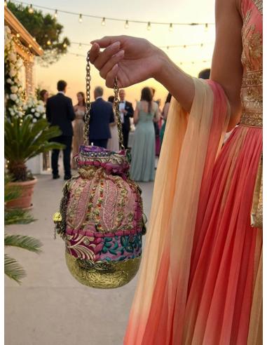 BOLSOS ROSA Y FUCSIA BOMBONERA CON BORDADOS | INVITADA BAUTIZO