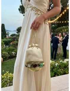 BOLSO BEIGE NUDE BOMBONERA CON PEDRERIA PARA BODAS | INVITADA Y MADRINA 2