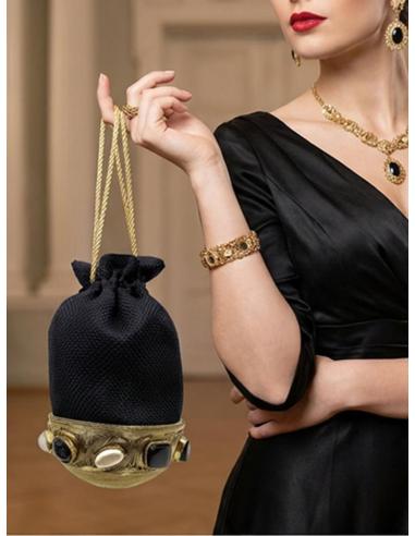 BOLSOS NEGROS BOMBONERA CON PEDRERIA PARA BODAS | INVITADA Y MADRINA