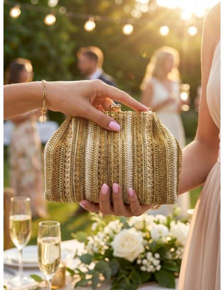 BOLSOS DE ASA CORTA DORADOS Y BEIGE PARA INVITADAS | MADRINA BODAS