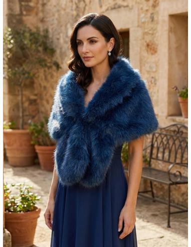 ESTOLAS INVITADAS DE BODAS DE PELO LARGO EN AZUL | FIESTA Y GALA