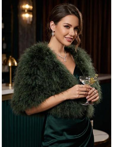 ESTOLAS VERDES ELEGANTES CON PLUMAS DE MARABU PARA BODAS
