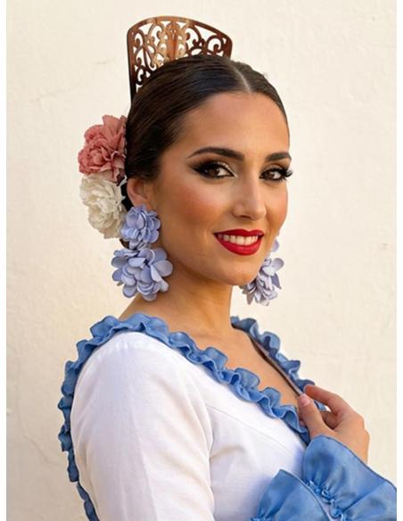 PENDIENTES INVITADA AZULES CLARO DE FLORES DE TELA | ESTILO FLAMENCA