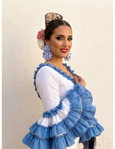 PENDIENTES INVITADA AZULES CLARO DE FLORES DE TELA | ESTILO FLAMENCA