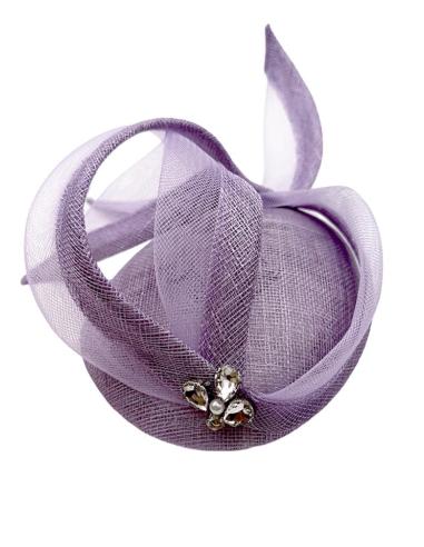 TOCADO INVITADA BODA CASQUETE LILA CON PEDRERIA | MADRINA