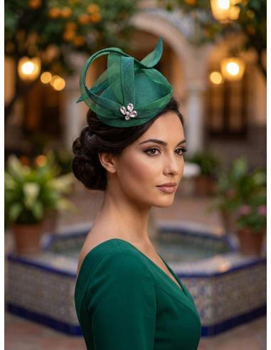 TOCADO INVITADA BODA CASQUETE VERDE CON PEDRERIA | MADRINA
