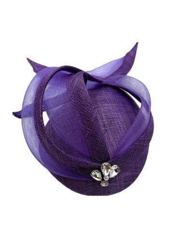 TOCADO INVITADA BODA CASQUETE MORADO CON PEDRERIA | MADRINA