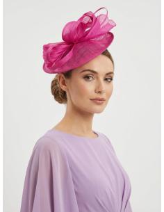 TOCADOS BODA FUCSIAS CON ELEGANTE LAZADA Y RAQUI | MADRINA E INVITADA