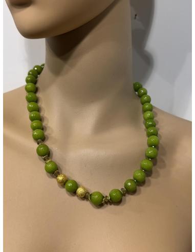 COLLARES VERDES PISTACHO CORTOS DISEÑO DE PIEDRA | DIA Y NOCHE