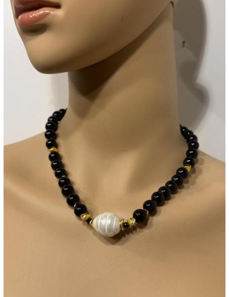 COLLARES CORTOS MUJER PIEDRA NEGRA Y PERLA BARROCA | ELEGANCIA CLASICA
