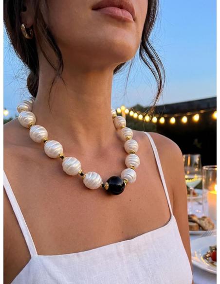 COLLARES CORTOS DE PERLAS BARROCAS PARA MADRINA | LOOK ELEGANTE MUJER
