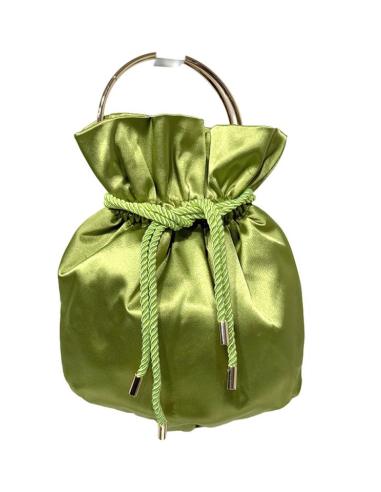 BOLSOS DE INVITADA BODA VERDE PISTACHO CON ASAS | MADRINAS