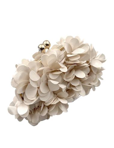 BOLSOS MADRINA E INVITADA BEIGE DE FLORES TELA | BAUTIZO Y BODA