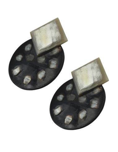 PENDIENTES DE ASTA NEGROS Y BLANCOS CON MOTAS | JOYAS BOHO