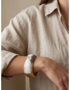 BRAZALETES MUJER ANCHOS DORADOS Y BEIGE NATURAL | PULSERAS DIA Y NOCHE 2