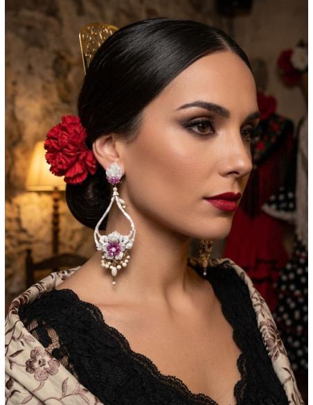 PENDIENTES NOVIA LARGOS DE NACAR BLANCOS | TRAJE FLAMENCA