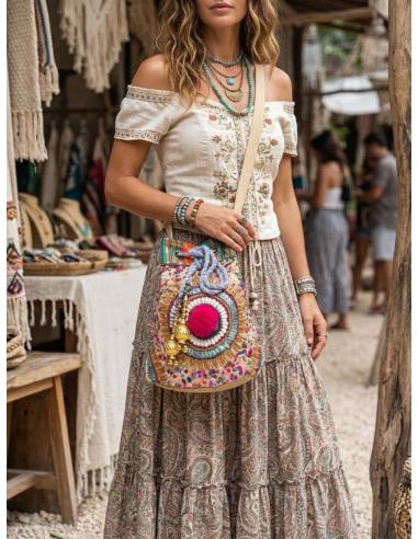 BOLSO BOMBONERA ETNICO WAYUU CON POMPONES