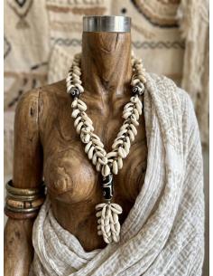 COLLARES VERANIEGOS LARGOS DE MUJER BLANCO Y NEGRO | IBICENCO