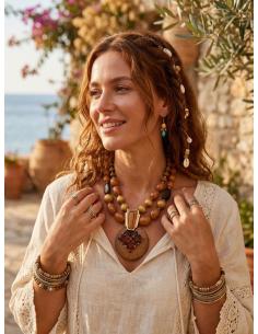COLLAR MARRON DE MADERA CON MEDALLON TRIBAL | INSPIRACION AFRICA 2