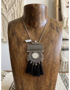 COLLAR PLATEADO AFGANO CON BORLAS NEGRAS | ESTILO BOHO